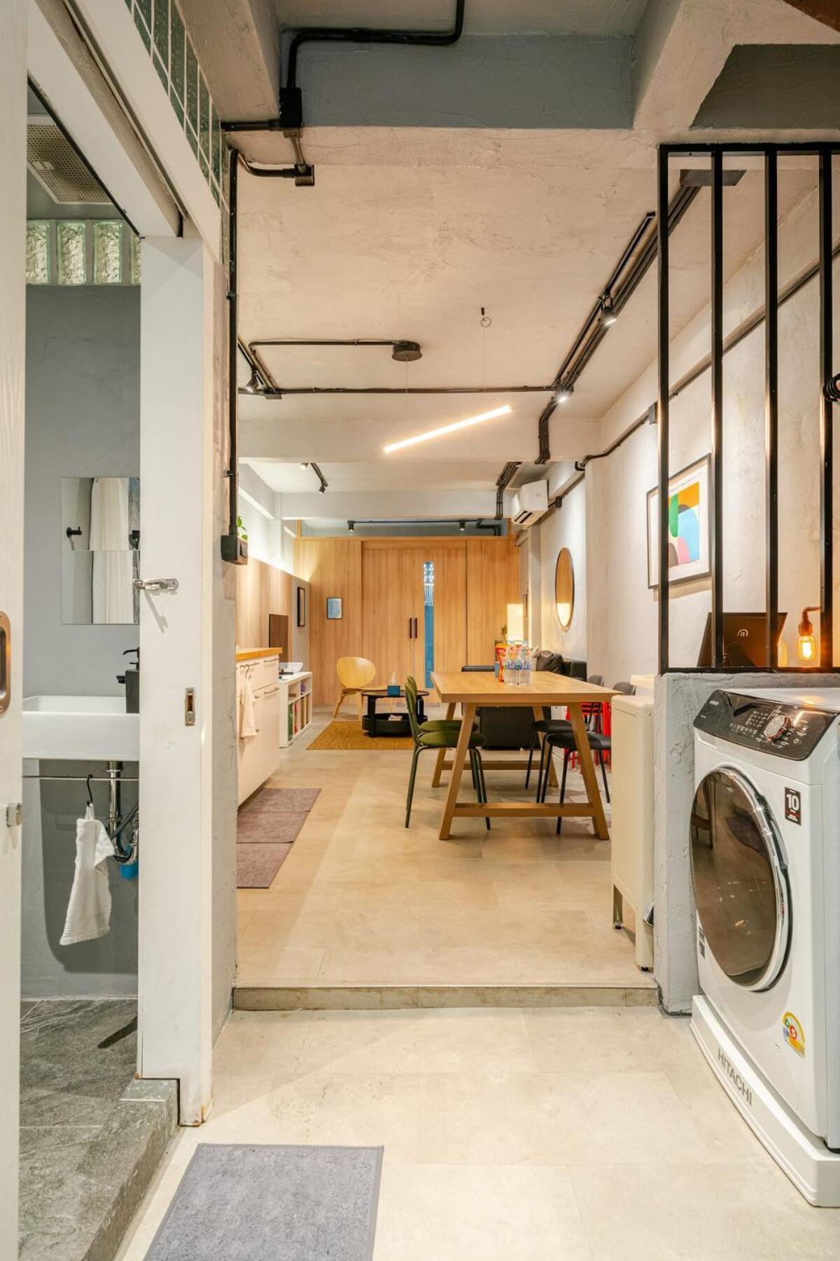 Rare Townhouse Perfect For Groups, 8 Mins To Train *