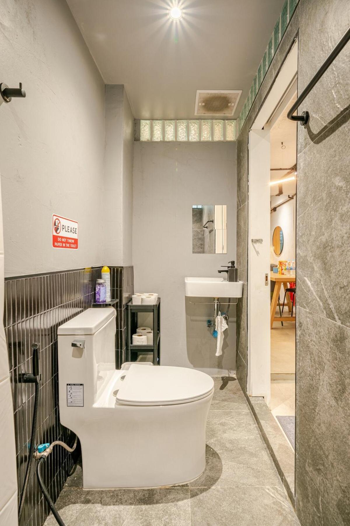 Rare Townhouse Perfect For Groups, 8 Mins To Train Holiday home Bangkok
